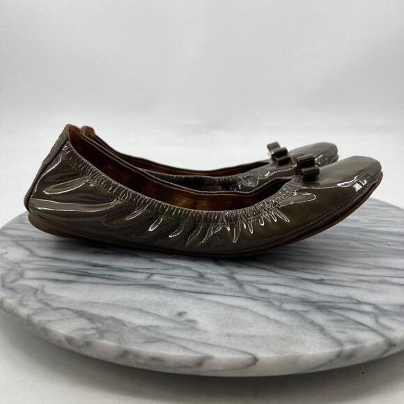Tory Burch Womens 8 Ballet Flats Moss Eddie Bow Patent Leather Glossy 22128516 - Picture 2 of 13